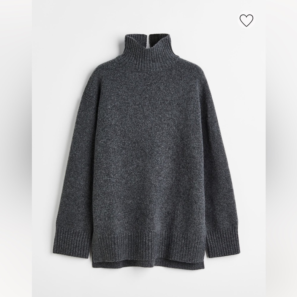 H&M oversized turtleneck sweater w/ side slits